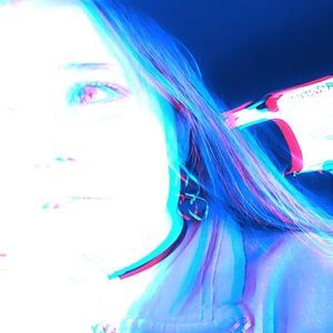 Meet your Posher, Alexis